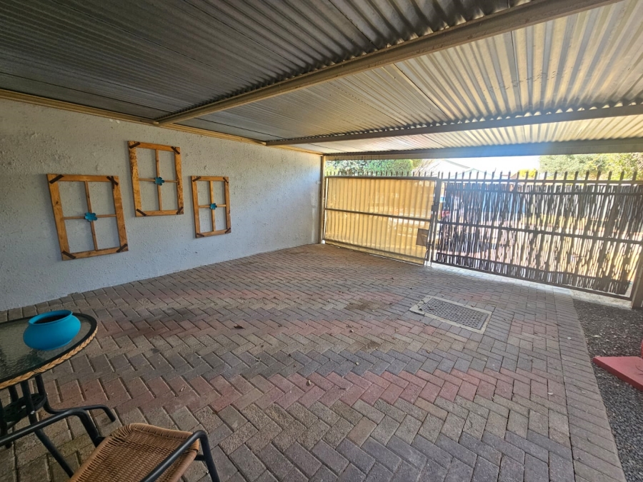 3 Bedroom Property for Sale in Riebeeckstad Free State